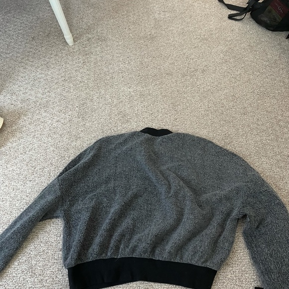 Sweater - Picture 2 of 2